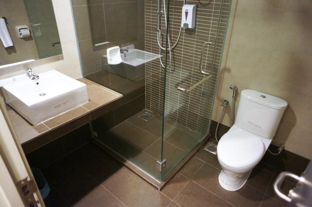 Kosma Business Hotel Kuantan Buitenkant foto
